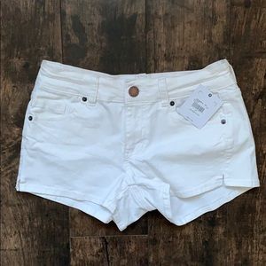 White O'Neill Shorts New